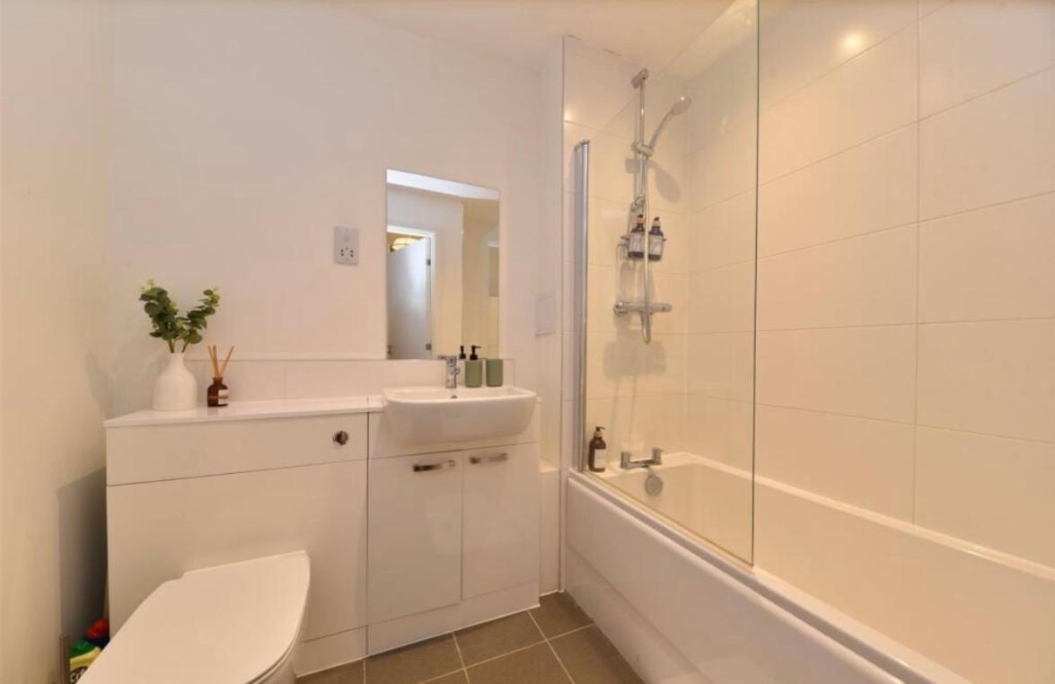 Mulberry House Daire Stevenage Dış mekan fotoğraf